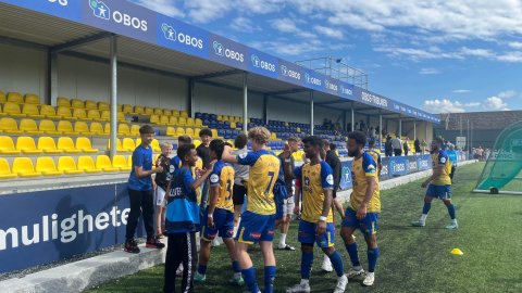 Storseier mot Gjøvik-Lyn